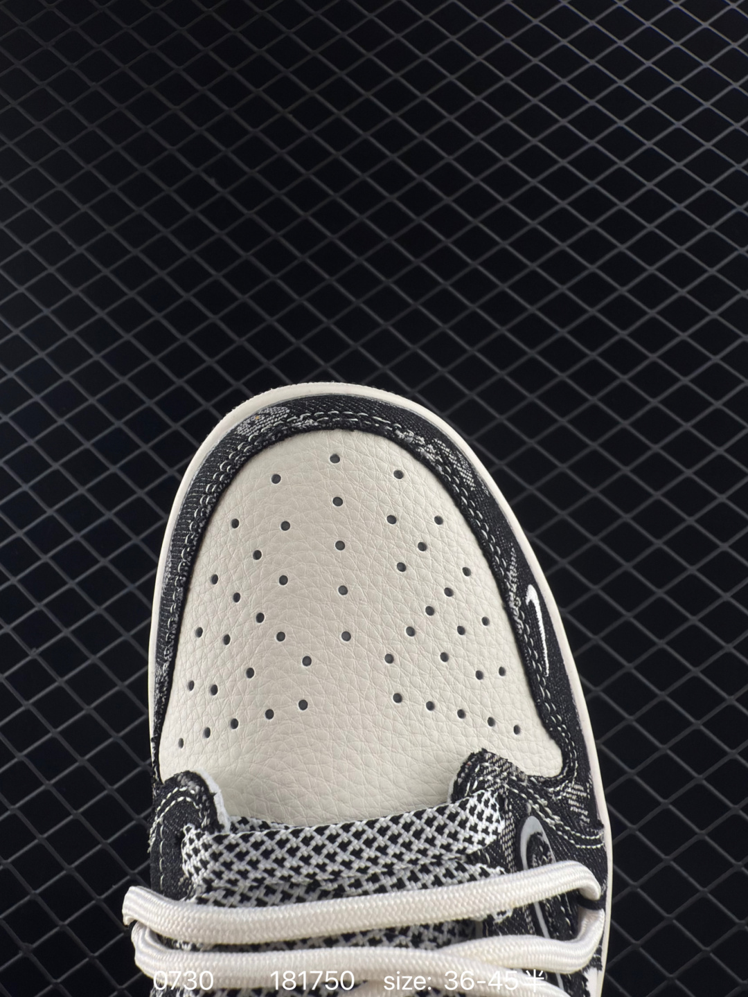 Travis Scott x Air Jordan 1 ” Reverse Mocha “